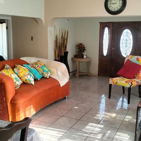 Geranios Villa Ciudad Juarez Bagian luar foto
